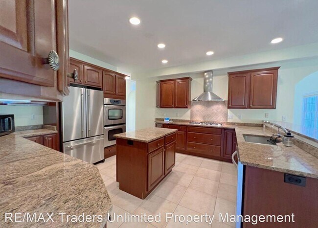 Building Photo - 6 br, 5 bath House - 2315 W Pinnacle Dr