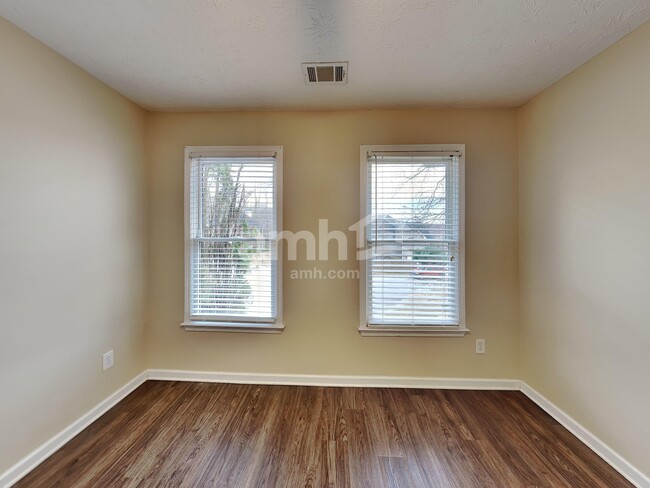 Building Photo - 7474 Clipper Cove