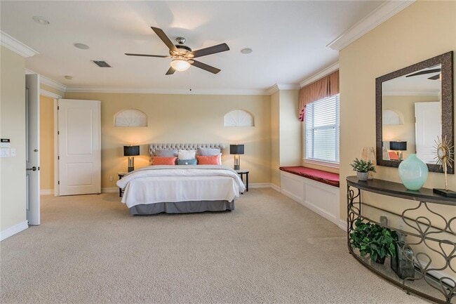 Building Photo - 13920 Clubhouse Dr