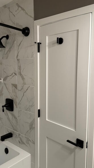 Building Photo - 3601 Camden St SE