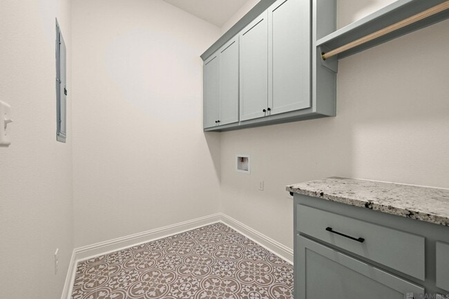 Building Photo - 13932 Mullins Dr