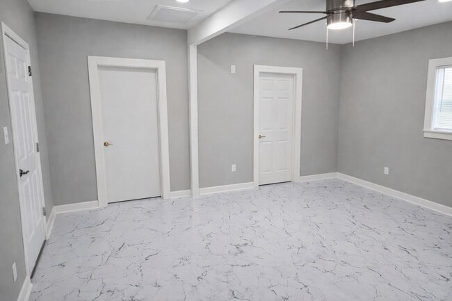 Building Photo - 7142 Avenue K