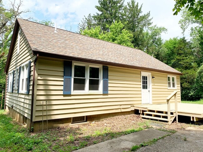 Building Photo - For Rent...300 Bethel, Collinsville