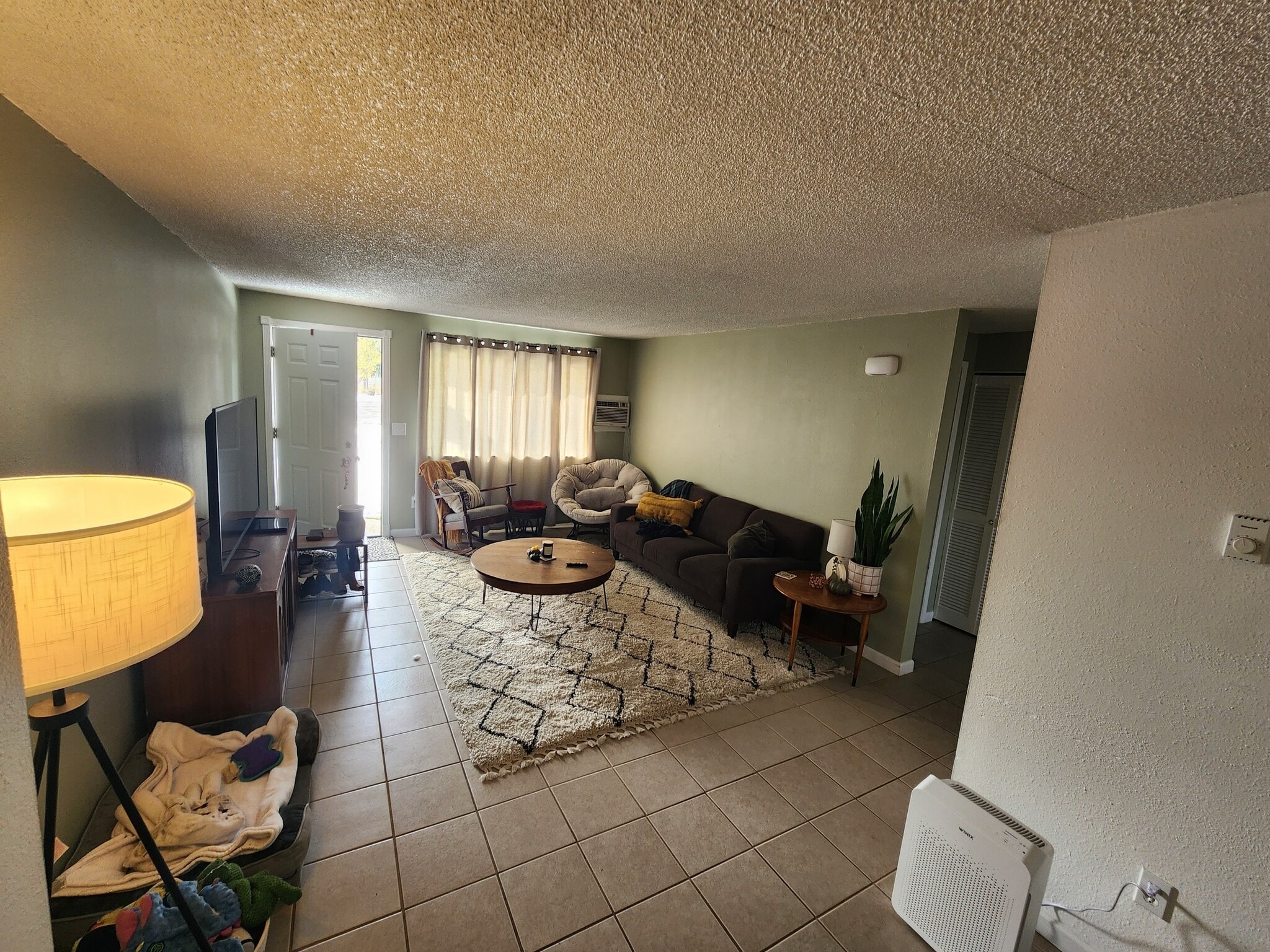 Building Photo - 525 W Twilight Ct