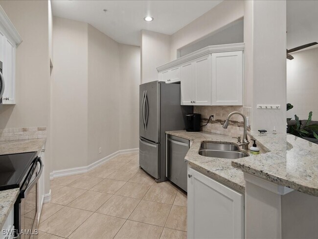 Building Photo - 793 Carrick Bend Cir