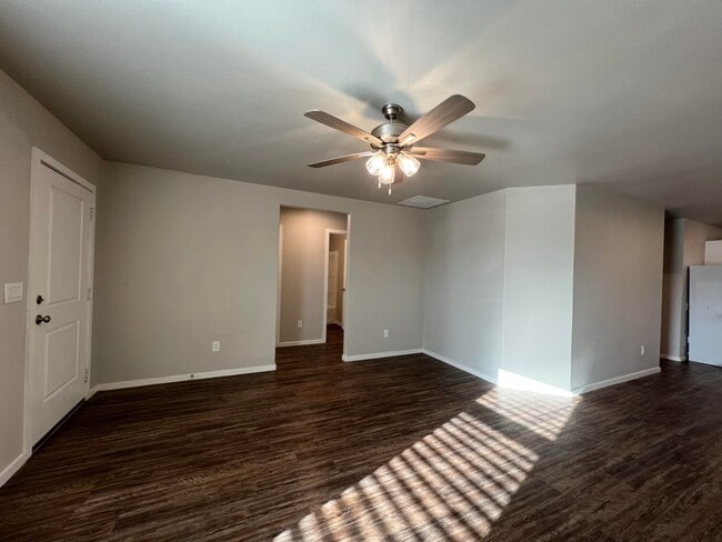 Building Photo - 3401 Tiffin Ave