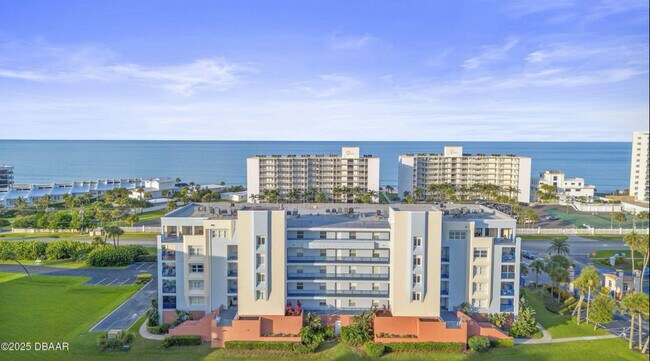 Building Photo - 5300 S Atlantic Ave