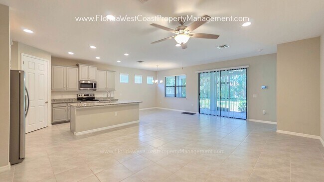 Building Photo - 11960 Blazing Star Dr