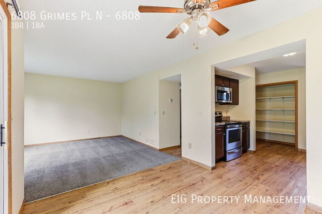 Building Photo - 6808 Grimes Pl N