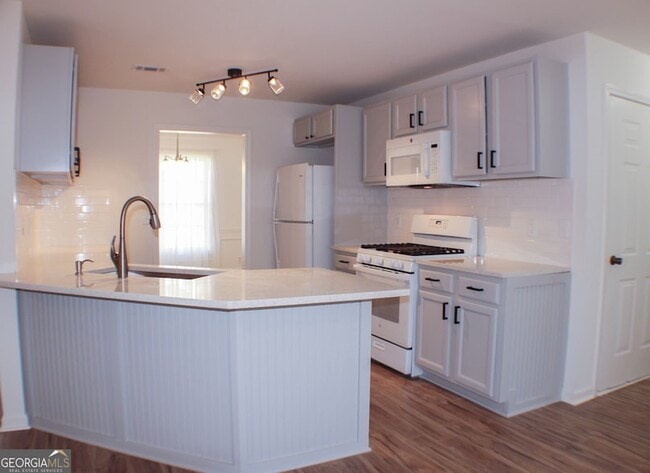 Building Photo - 1060 Grace Dr