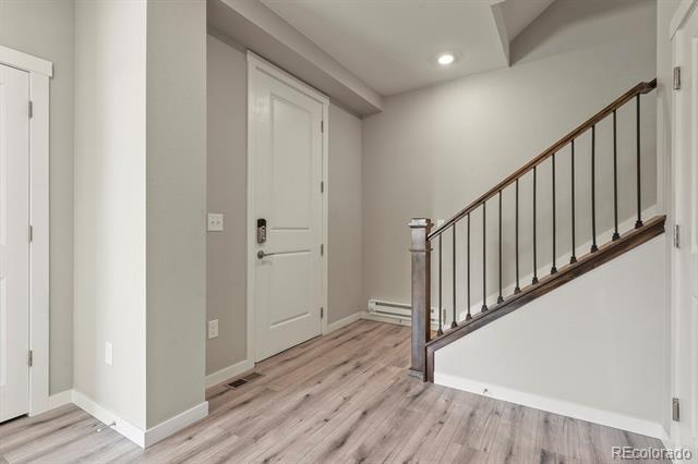 Building Photo - 5371 Pierson Ct