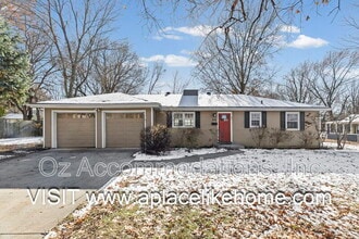 Building Photo - 515 E Sheridan St