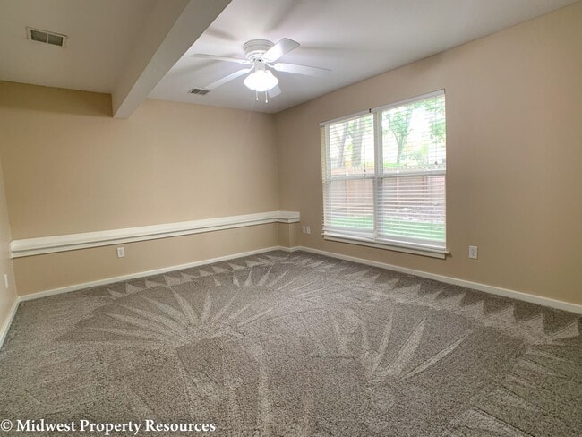 Building Photo - 3 Bedroom Home For Rent | Offered by Midwe...