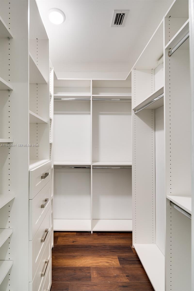 Building Photo - 2952 Peachy St