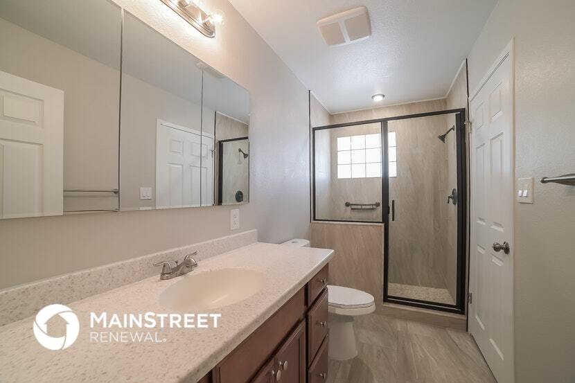 Building Photo - 7223 W Mercer Ln