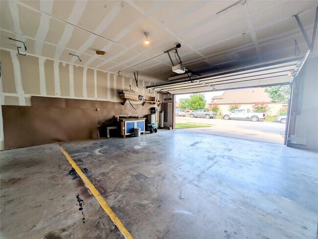 Building Photo - 3508 Wickham Ln