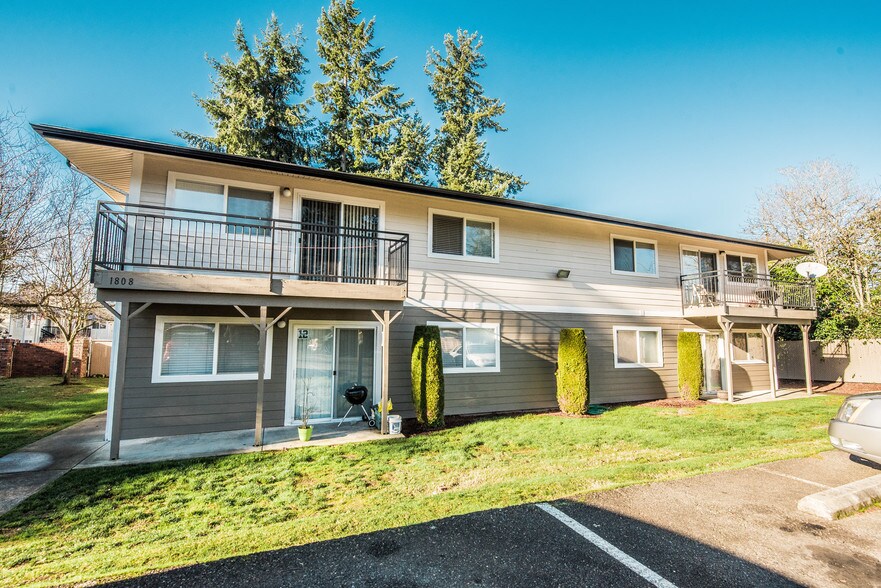 Treepointe Apartments Federal Way Wa Apartment Finder Primary Photo Treepointe Apartments