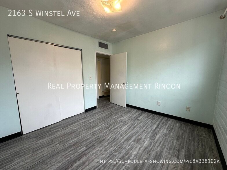 Building Photo - 2163 S Winstel Ave