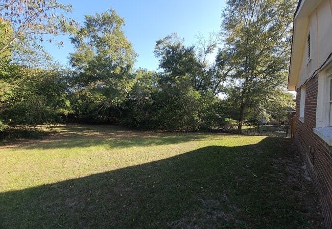 Building Photo - 5807 Hunter Rd
