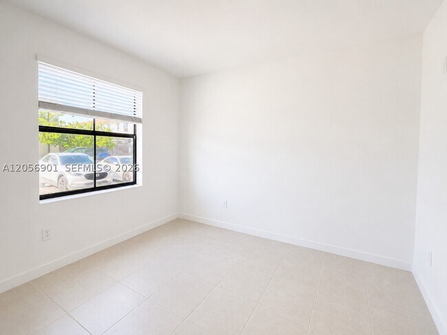 Building Photo - 11846 SW 246th St