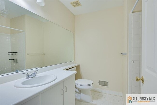 Building Photo - 401 Pheasant Run