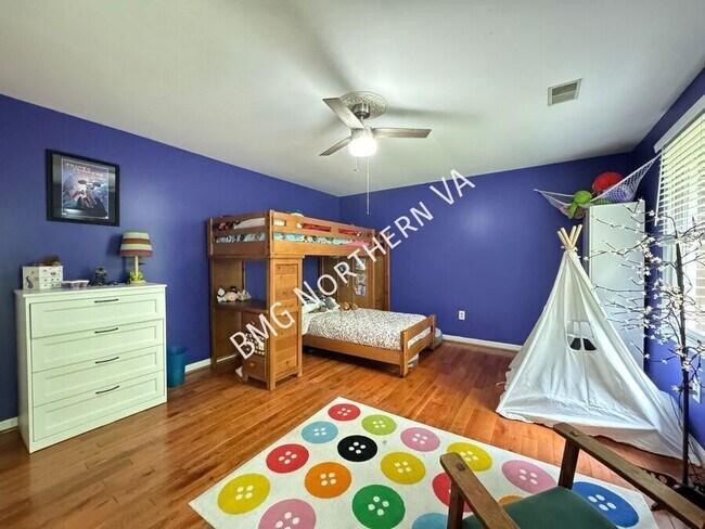 Building Photo - 4800 Occoquan Overlook