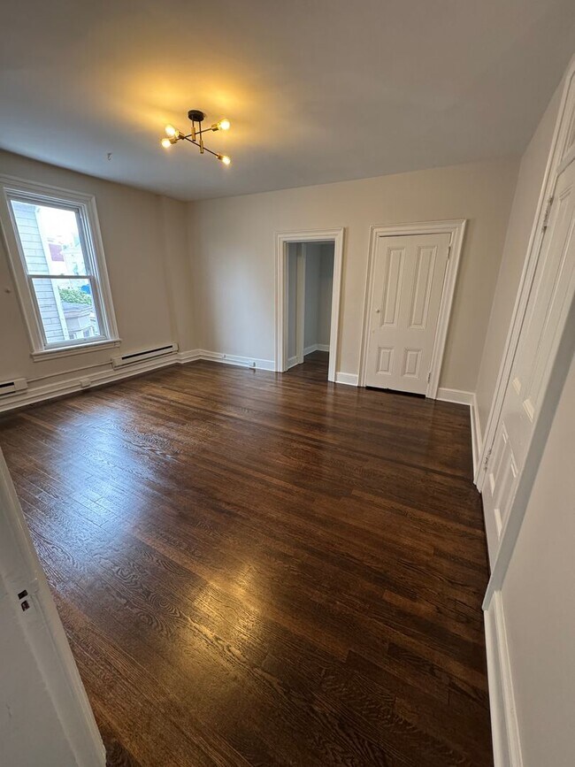 Building Photo - 55 E Antietam St