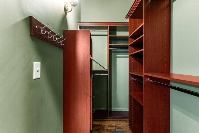 Building Photo - 1520 Washington Ave