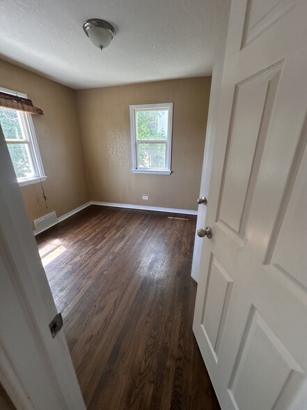 Bedroom 2 - 814 Julian St