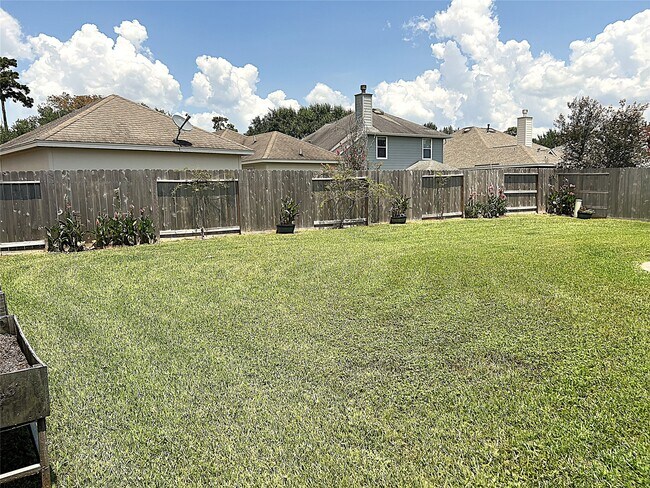 Building Photo - 12919 Cascadia Knoll Ct