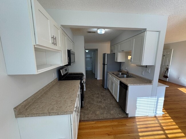 Building Photo - 255 N Michigan St