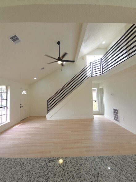 Building Photo - 6706 Dinner Creek Ct