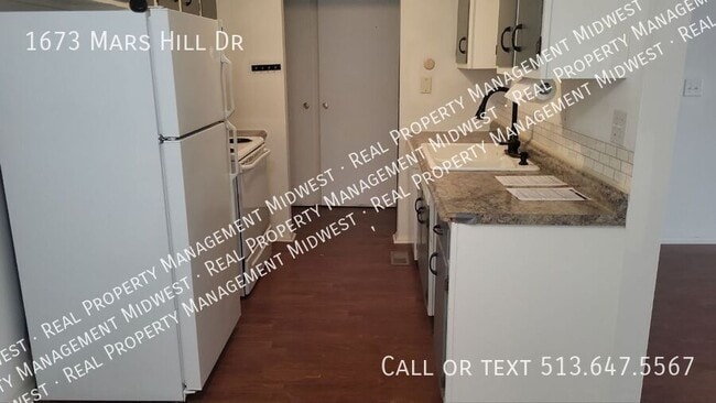 Building Photo - 1673 Mars Hill Dr