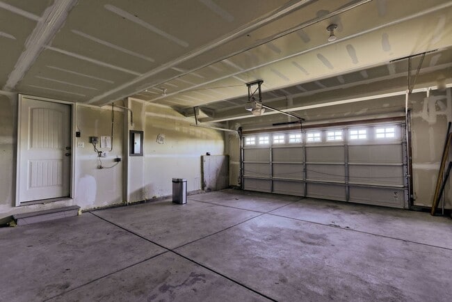 Building Photo - 3 Bedroom 2 1/2 Bath in Loveland