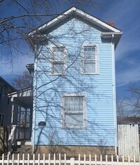 Building Photo - 540 Reinhard Ave