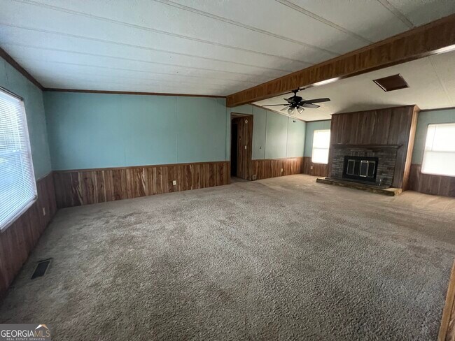 Building Photo - 86 Tree Farm Rd