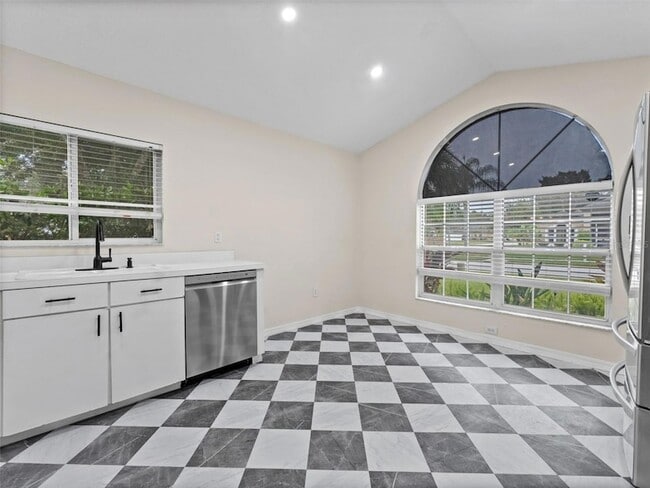 Building Photo - 1424 Firewheel Dr