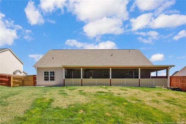 Building Photo - 272 Caldwell St