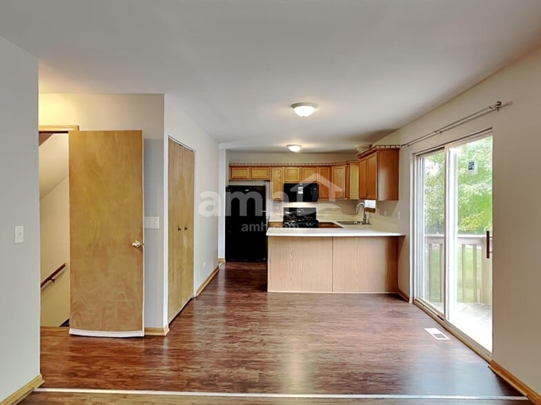 Building Photo - 1907 Westmore Grove Dr