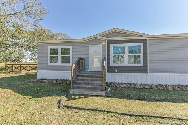 Building Photo - 1566 County Rd 610