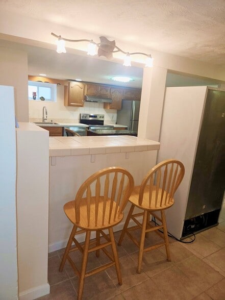 Building Photo - 299 Crescent Ave