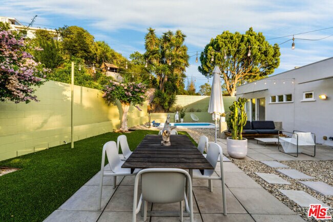 Building Photo - 18105 Sandy Cape Dr