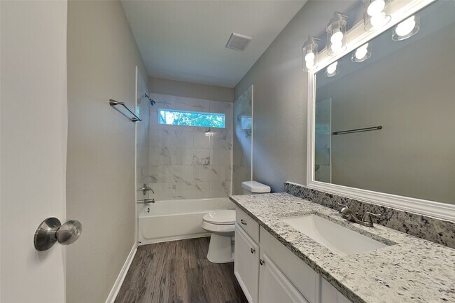 Building Photo - 5061 Stewart Dr
