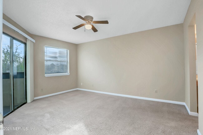 Building Photo - 5615 San Juan Ave