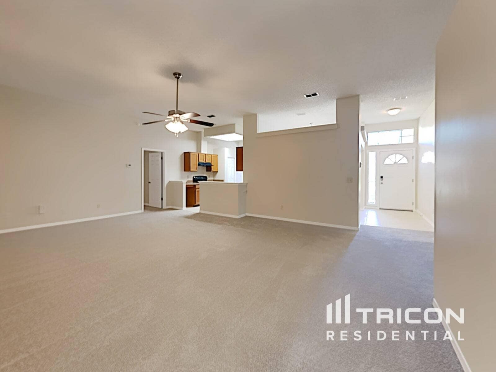 Building Photo - 3251 Deerfield Pointe Dr