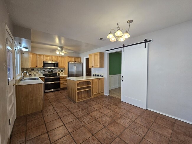 Building Photo - 506 Ridgecrest Ave