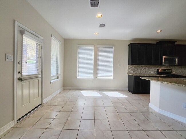 Building Photo - 10551 Paula Bluff Ln