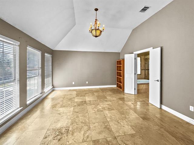 Building Photo - 2132 Cliffside Dr