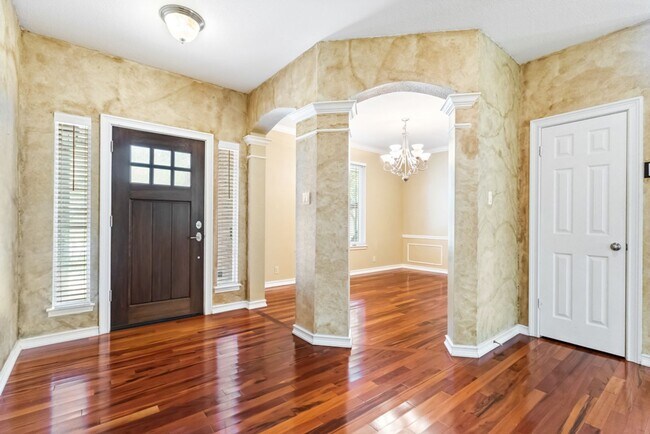 Building Photo - 2538 Somerall