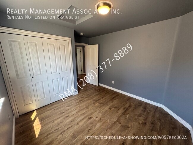 Building Photo - 17614 Silk Ave